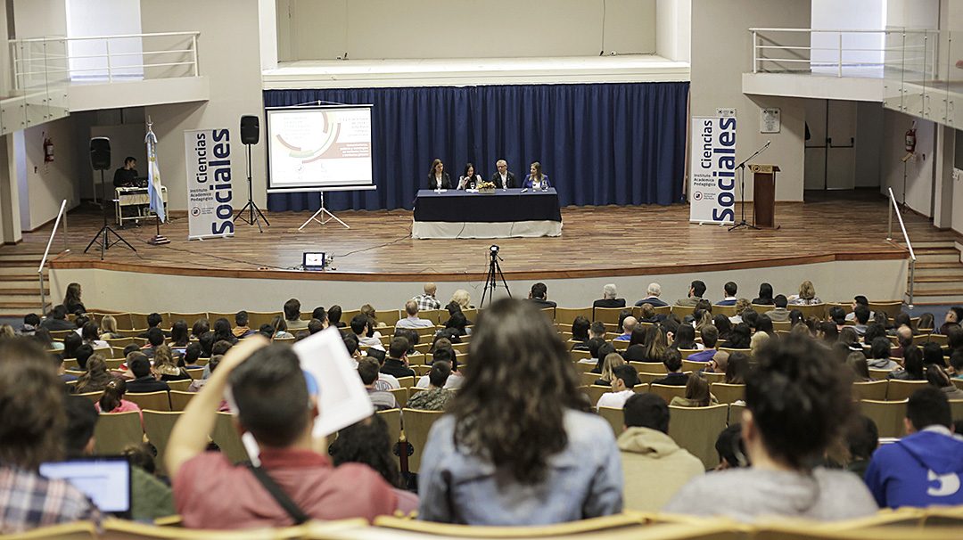 REDCOM 2018: En la UNVM, debatieron el futuro de la comunicación