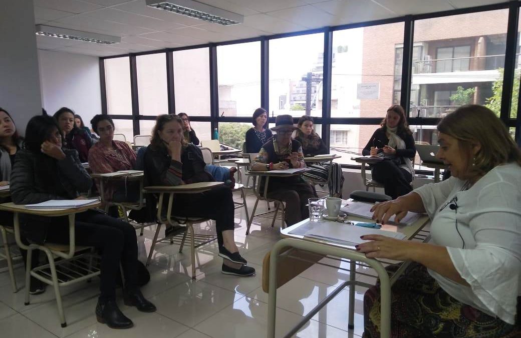 Carmen Rico de Sotelo brindó un taller en la sede Córdoba