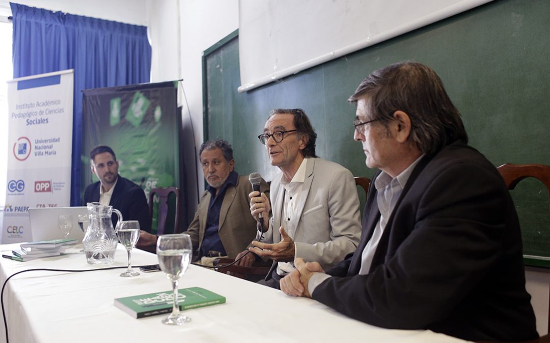 Presentación de “Una vacuna contra la decadencia”