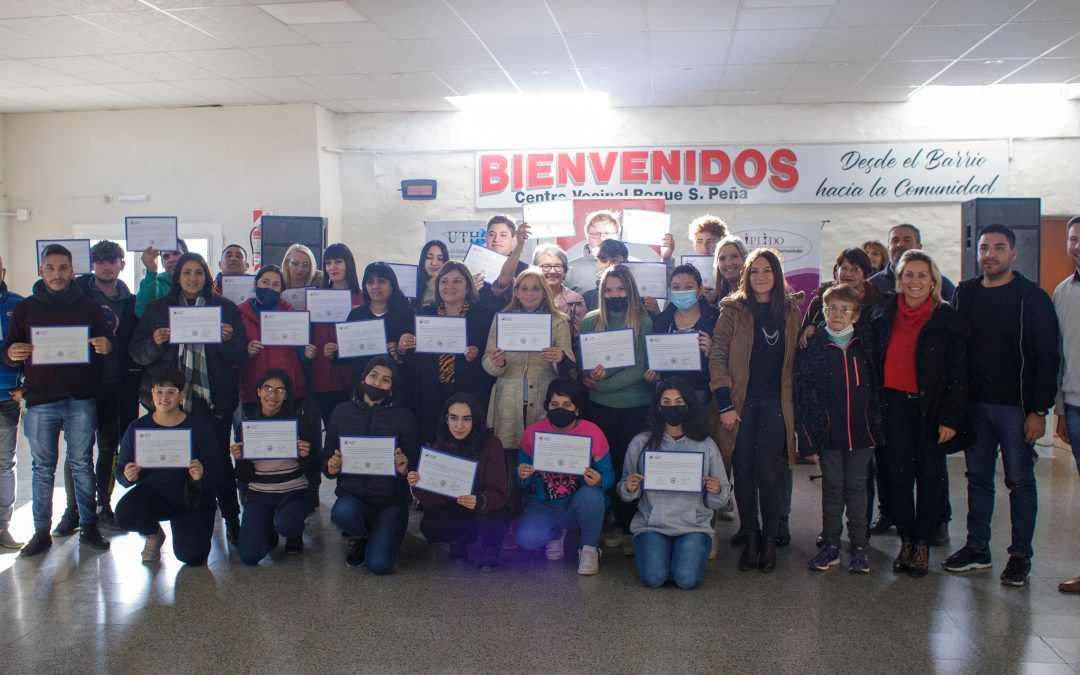 OBRA: culminó el curso para mozo y camarera profesional