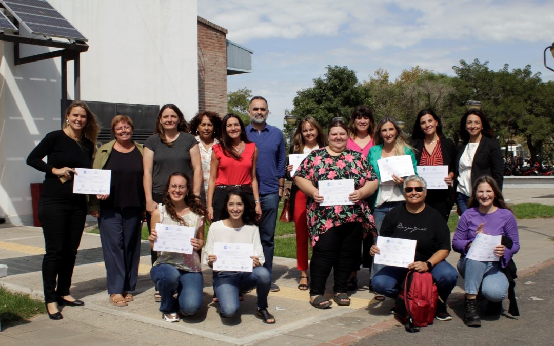 “Trayectorias y perfiles para carrera docente”: entregaron certificaciones