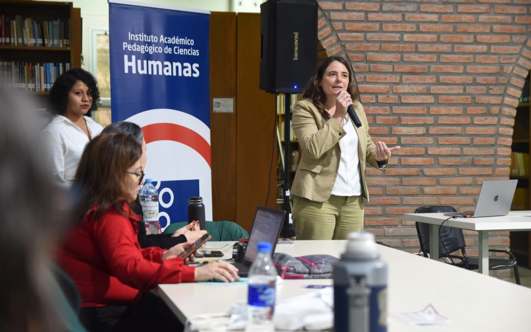 Comenzó el III Encuentro Internacional Bibliotecas desde Abya-Yala