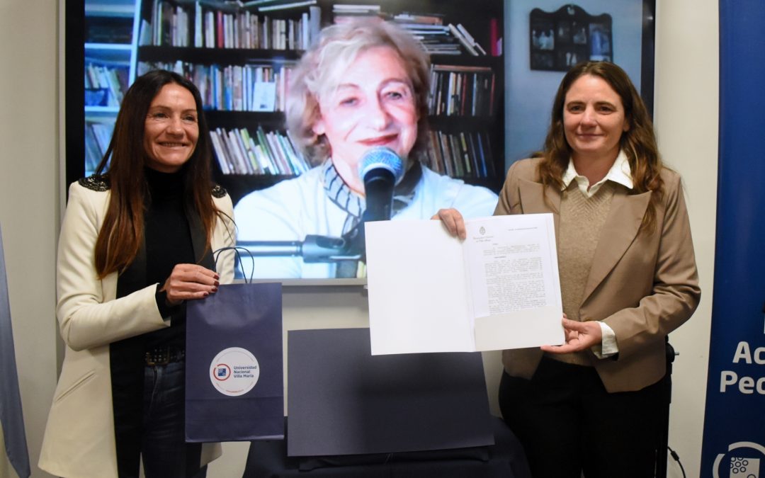Mirta Goldberg fue distinguida como “Profesora Honoraria”