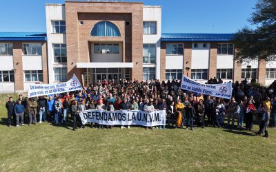 Abrazo al Campus: la UNVM en defensa de la educación pública